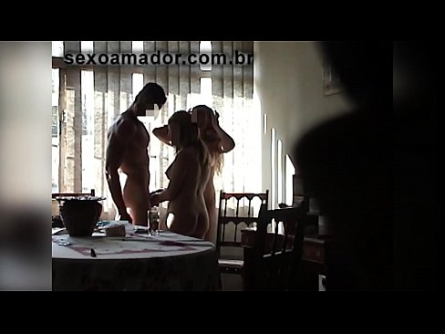 ❤️ Spolni prijatelji povabijo ogromnega moškega in trojček z njim ❌ Porno fb na sl.mysexgamer.ru